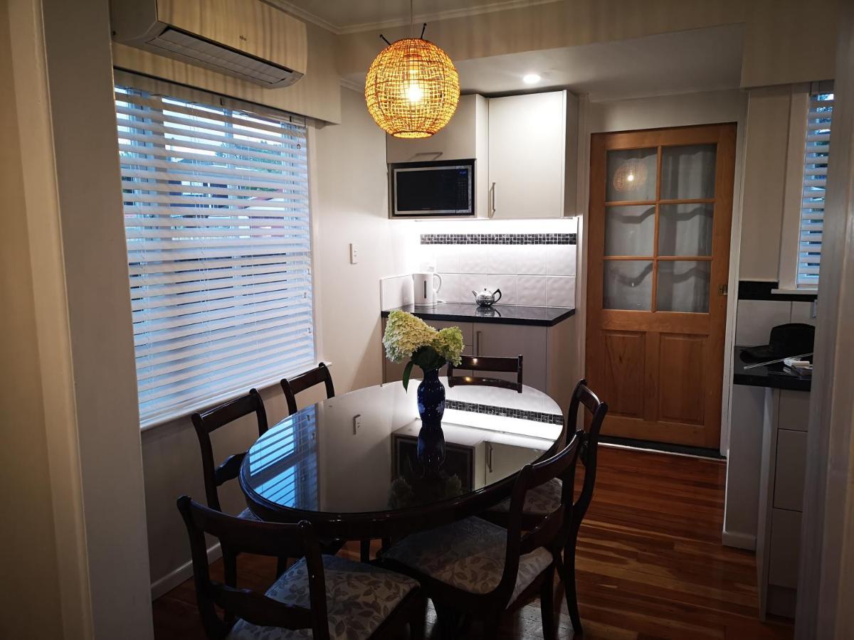 Cheerful 4 Bedroom Holiday Home Роторуа Екстериор снимка